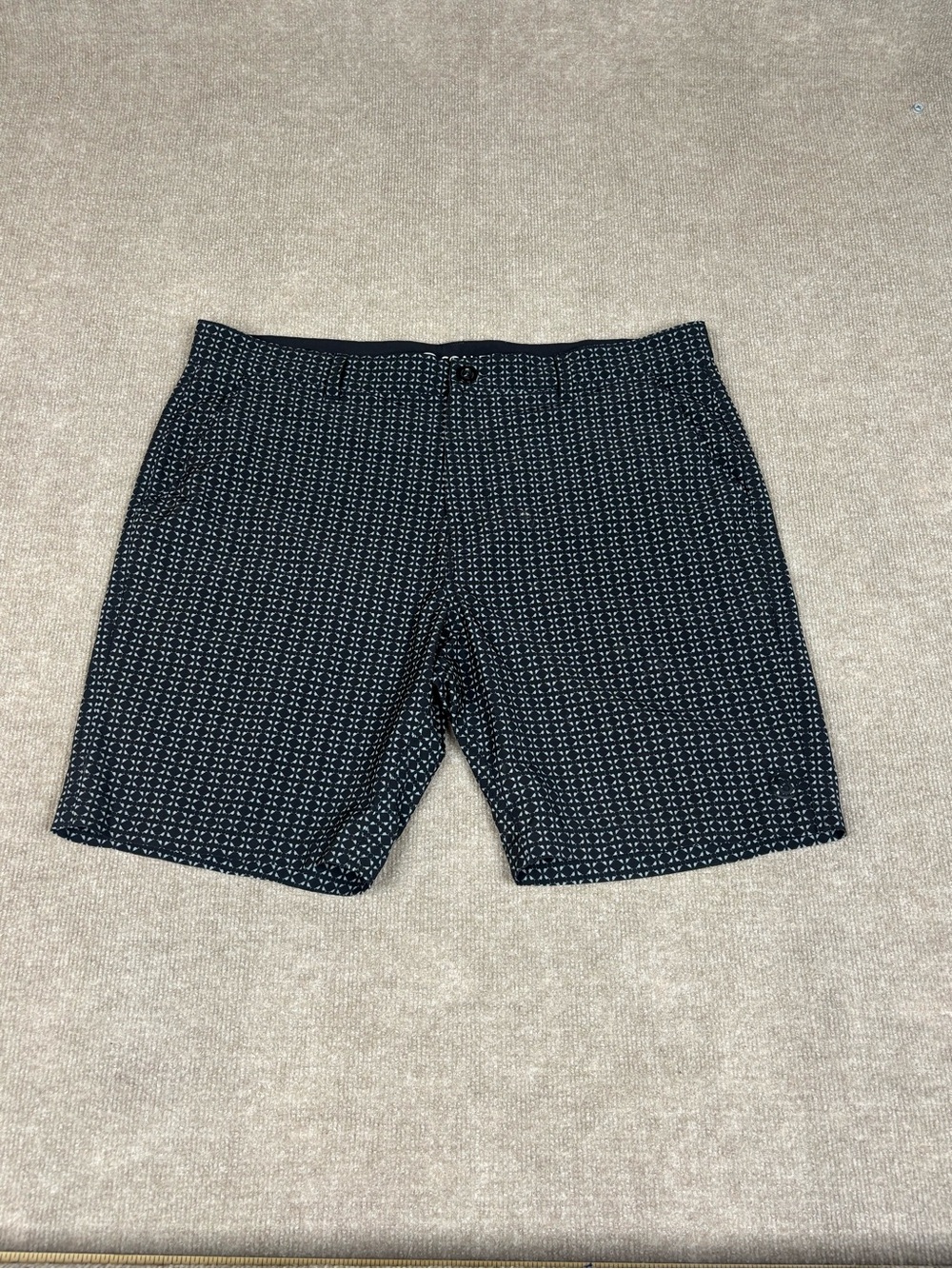 Scales Gear All Tides Walkshorts Mens 38 Black  Chino Performance Shorts